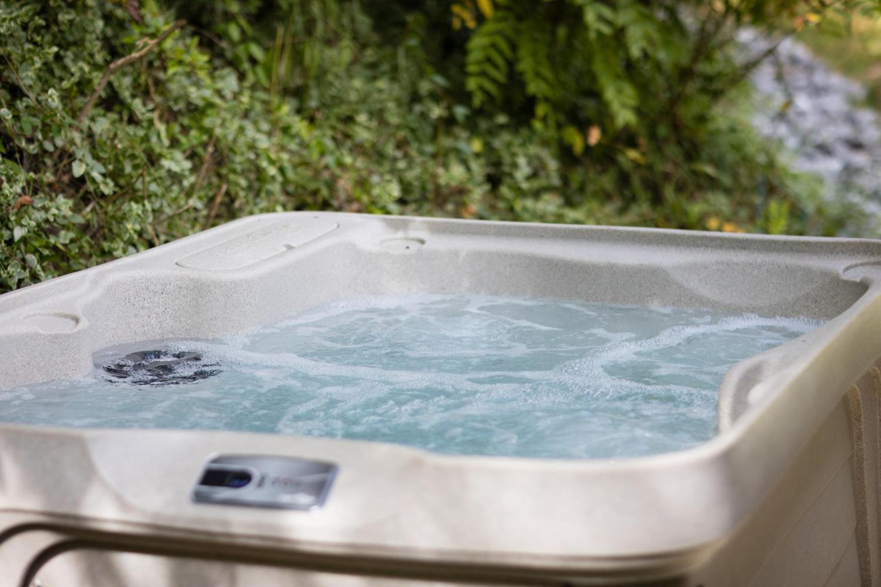 Bear Clubhouse Hot Tub, 1Mile From The Parkway, 900 In Free Tickets! Villa Pigeon Forge Eksteriør bilde