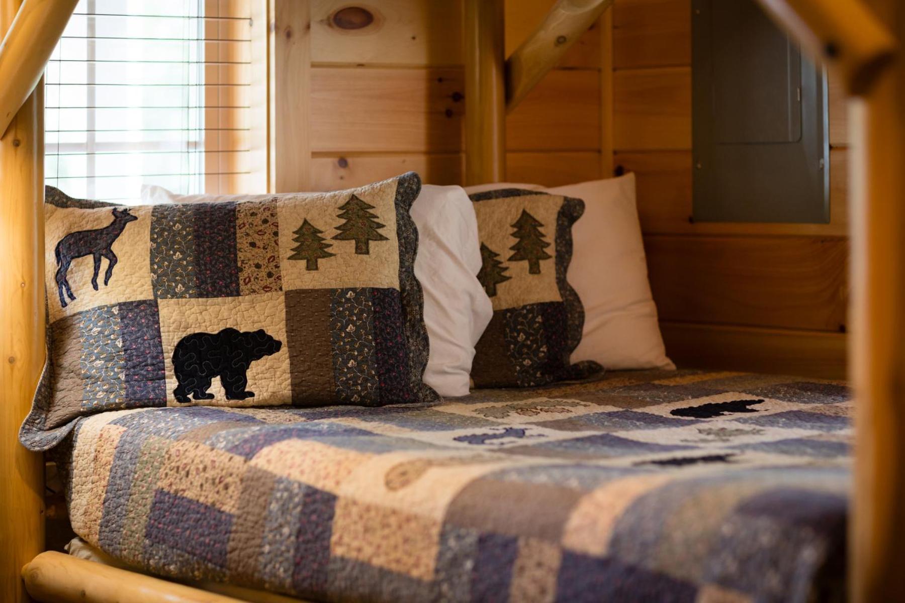Bear Clubhouse Hot Tub, 1Mile From The Parkway, 900 In Free Tickets! Villa Pigeon Forge Eksteriør bilde