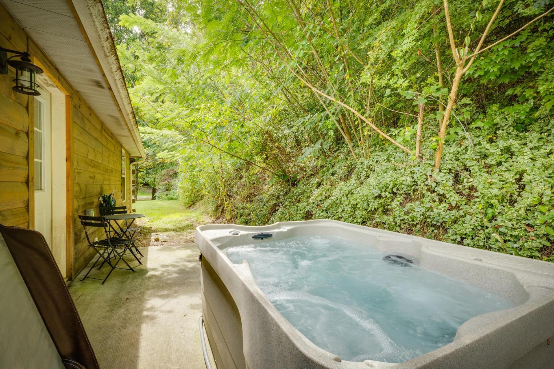 Bear Clubhouse Hot Tub, 1Mile From The Parkway, 900 In Free Tickets! Villa Pigeon Forge Eksteriør bilde
