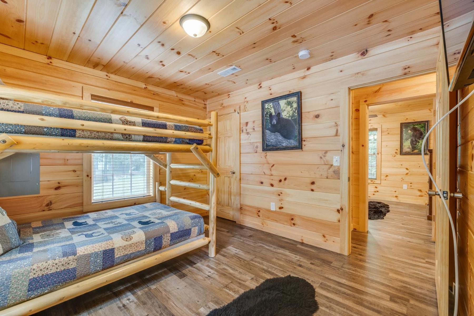 Bear Clubhouse Hot Tub, 1Mile From The Parkway, 900 In Free Tickets! Villa Pigeon Forge Eksteriør bilde